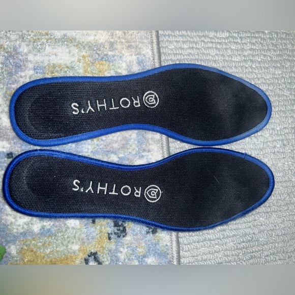 Rothy’s Black Round Toed Flats 7.5 - Picture 3 of 6